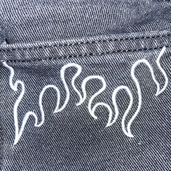 SHEIN flame embroidered denim shorts - Picture 4 of 4